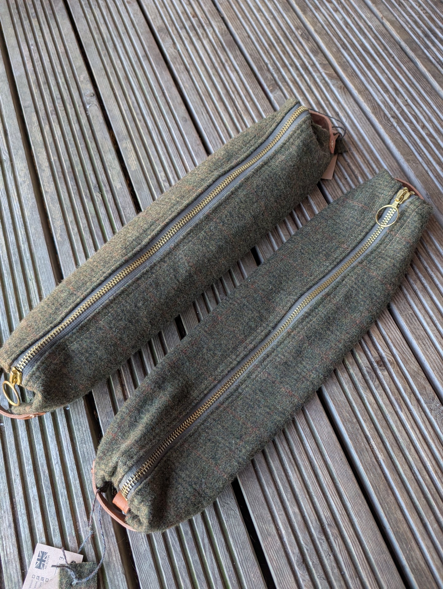 Wool 'n' wax skinny dopp bag, double-lined with vachetta leather handles