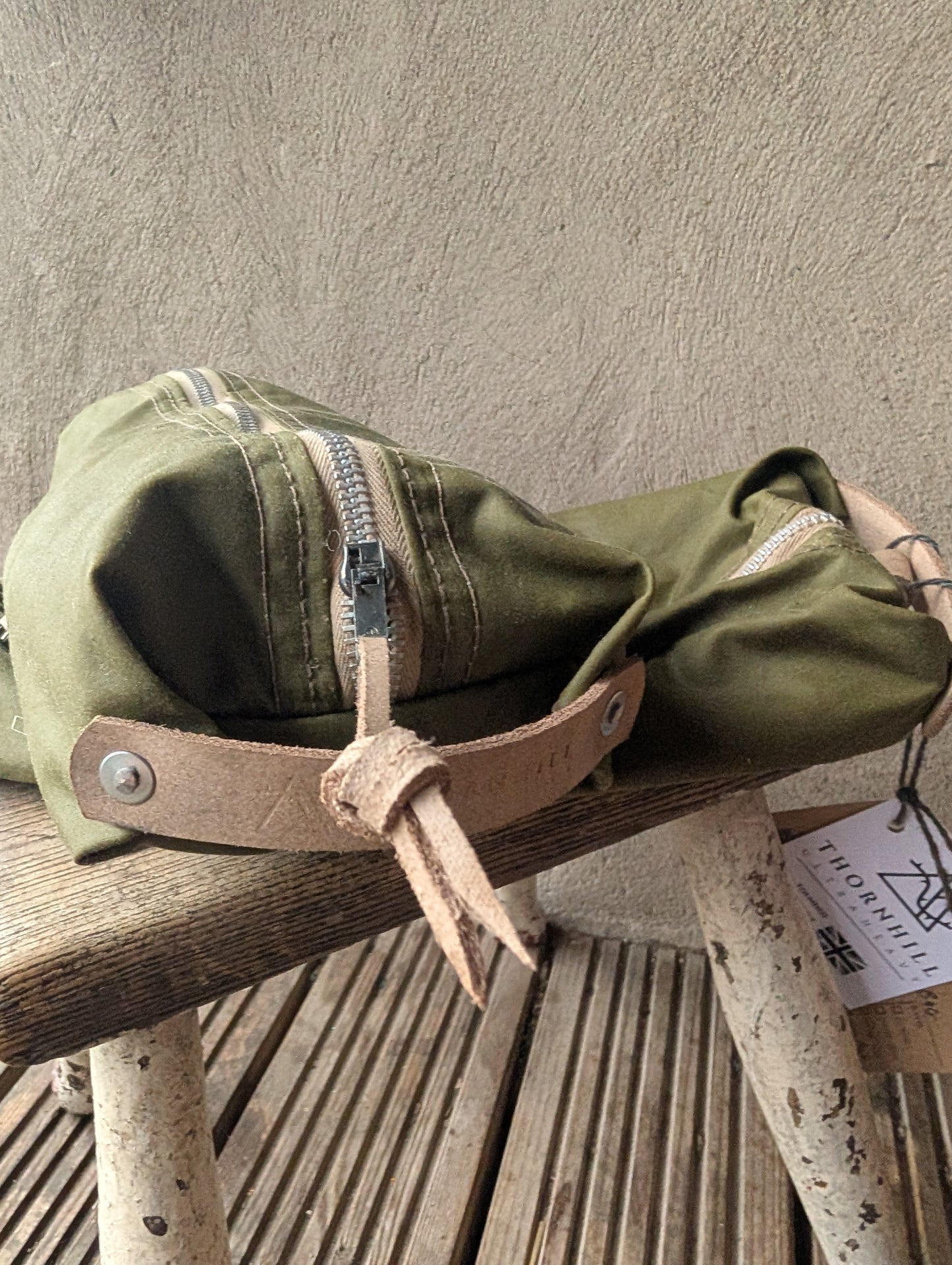 Dopp bag, double-layer waxed canvas packing cube with leather handles