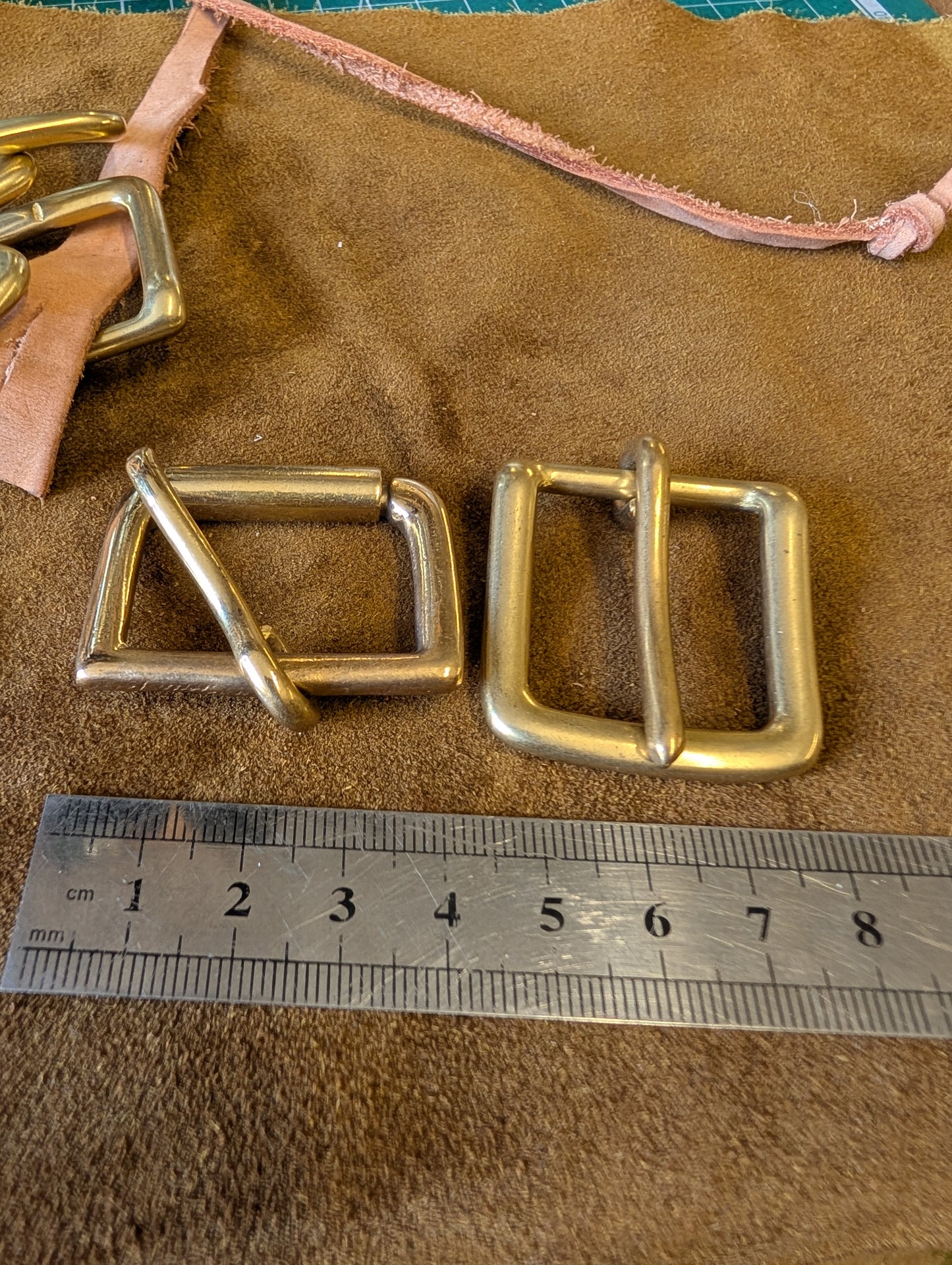 Custom brown and brass 1" x 32" belt belt
