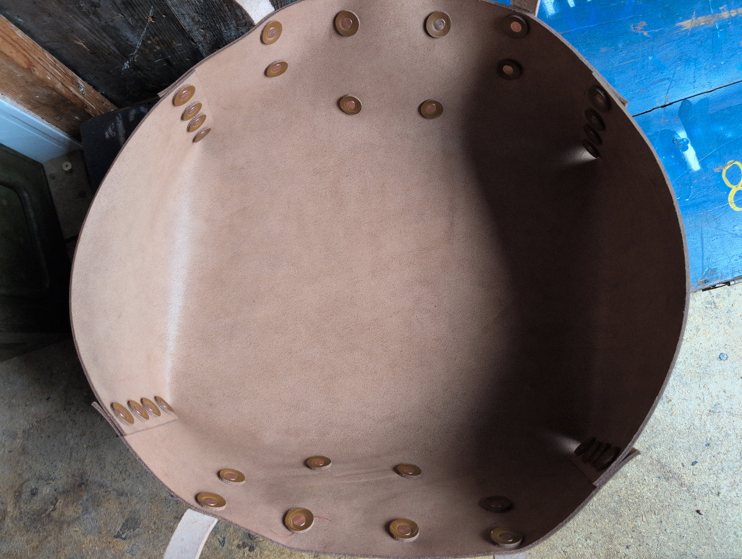 Leather log hauler/tote/gardeners bag