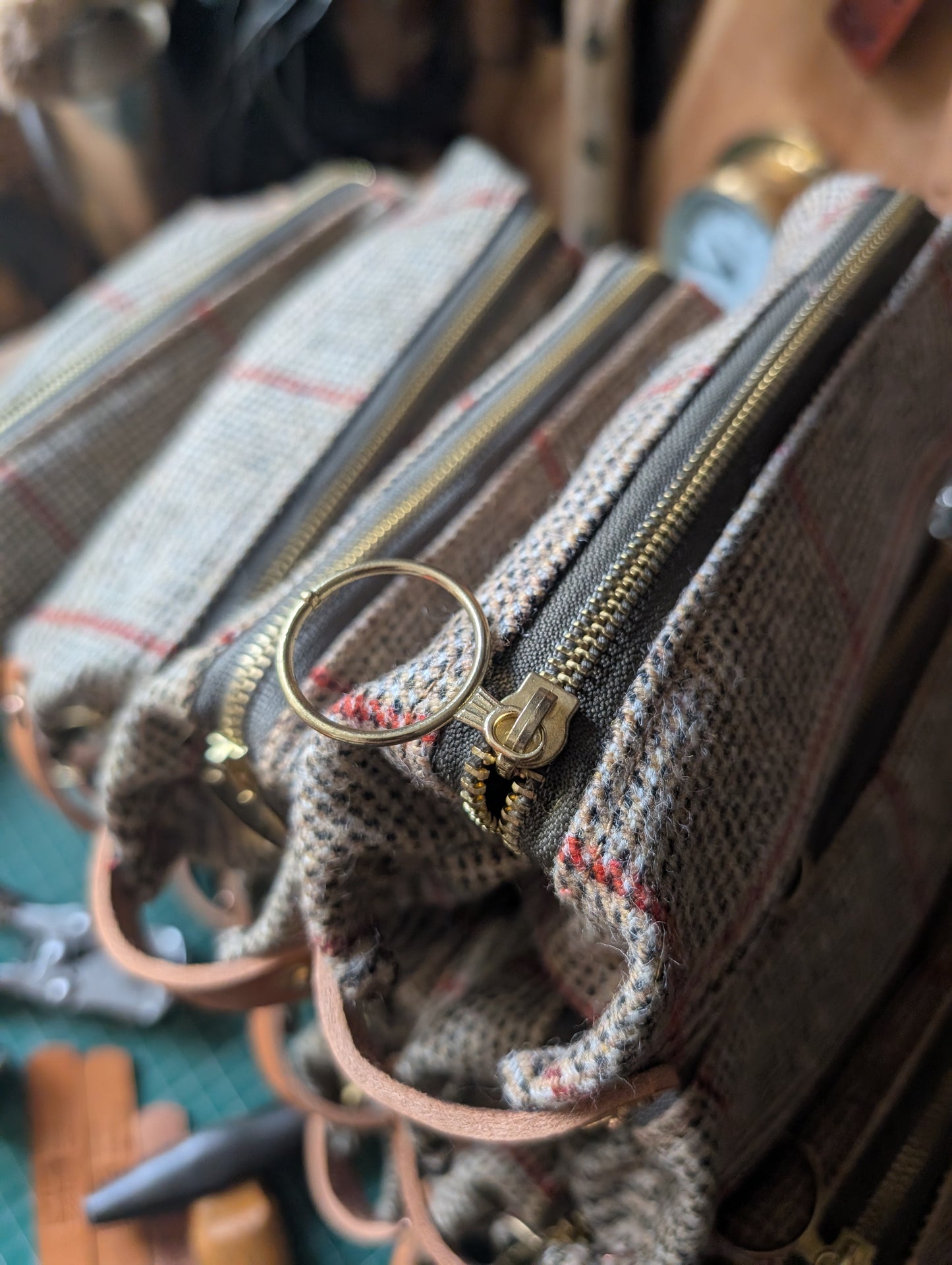 Wool 'n' wax  dopp bag, double-lined with leather handles